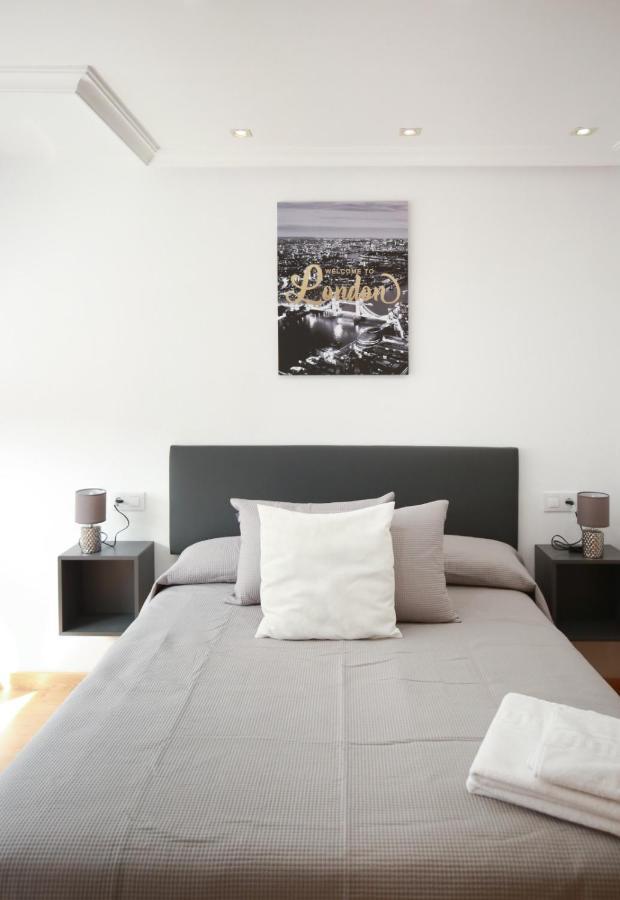 Apartamento Mym 3 Apartment Gijon Bagian luar foto
