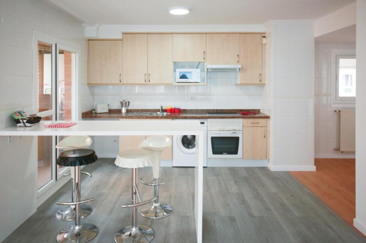 Apartamento Mym 3 Apartment Gijon Bagian luar foto